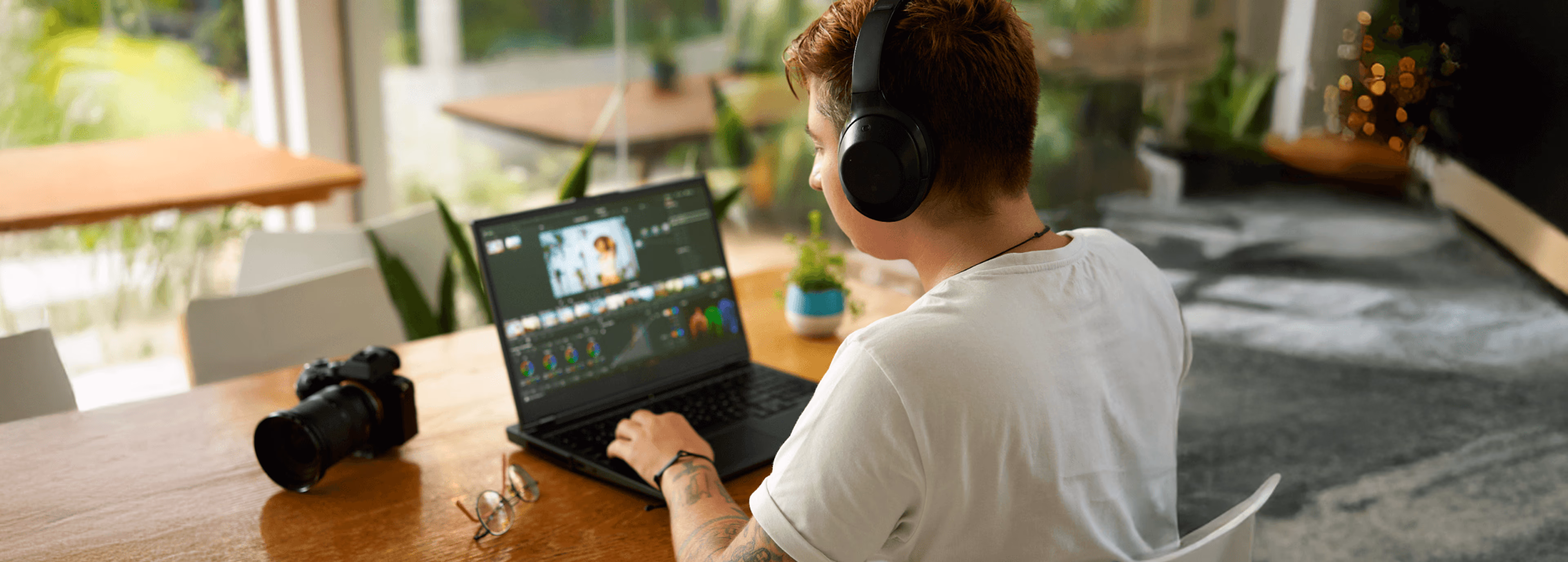 Thumbnail - How to collaborate faster from anywhere